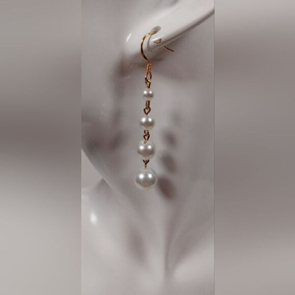 Hand Crafted Jewelry - FAUX PEARL CHAIN EARRINGS 2 INCHES minimalst retroglam twee